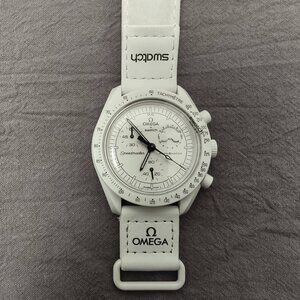 🔥HOT🔥 NWT Swatch X Omega Bioceramic Mission To The Moonphase - FULL MOON Watch
